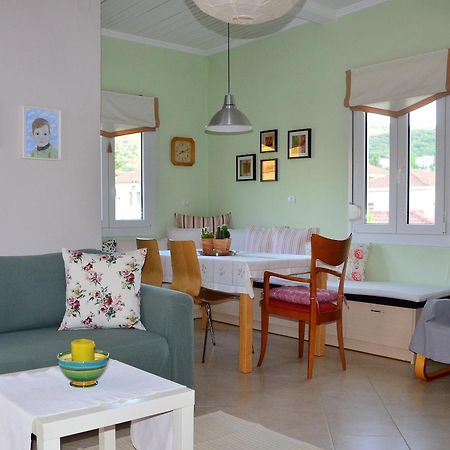 Family And Relaxing House In A Village Rodotopi Exterior foto
